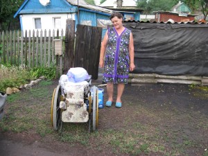 Коляска от храма Богоявления вручена